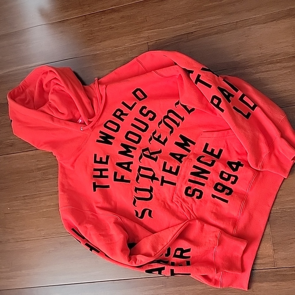 Supreme Hoodie Small EUC